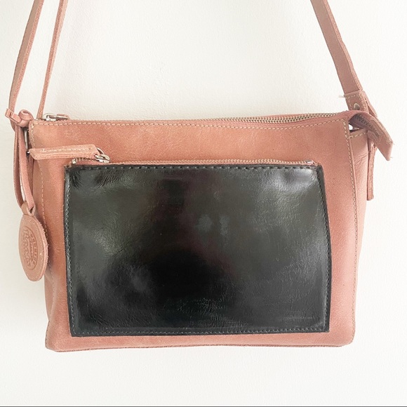 Roots Tan and Black Shoulder Bag - Picture 2 of 15